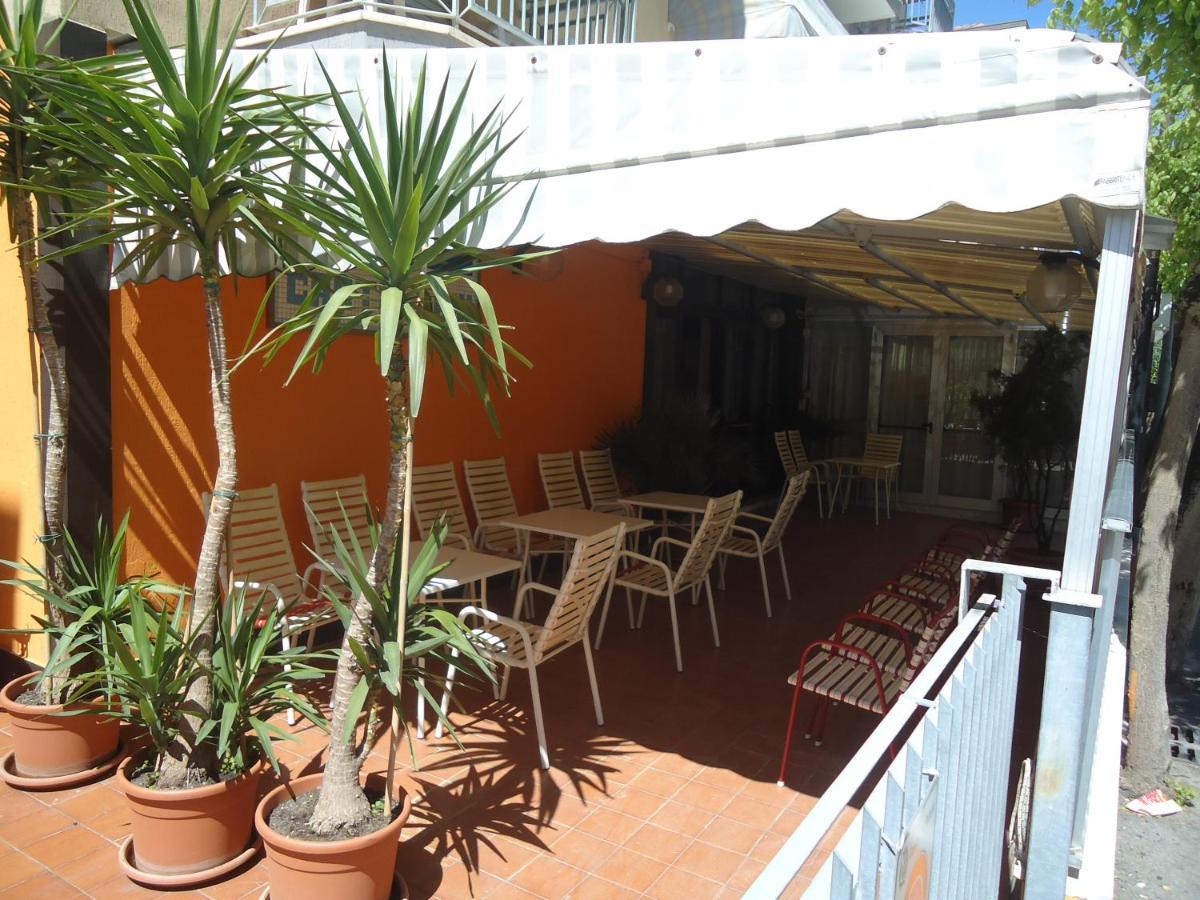 Hotel Castellani Rimini Exterior photo